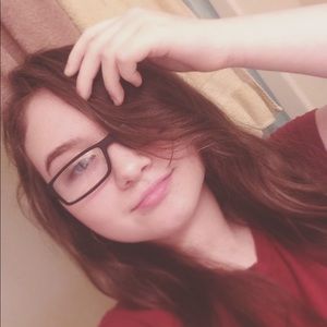 Meet your Posher, Isabella